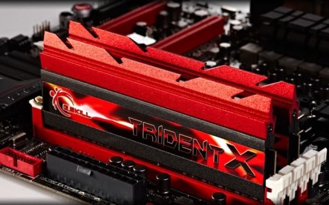DDR3 16GB (2x8GB) TridentX 2400MHz CL10 XMP DDR3 16GB (2x8GB) TridentX 2400MHz CL10 XMP