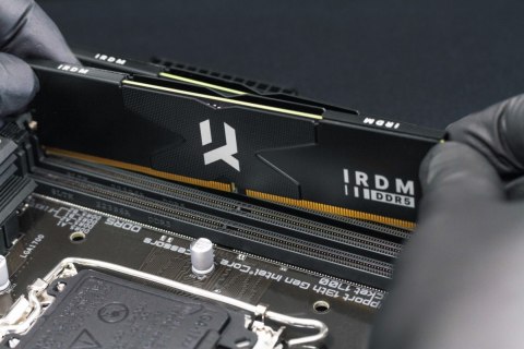 Pamięć DDR5 IRDM 64GB(2*32GB)/6400 CL32 czarna Pamięć DDR5 IRDM 64GB(2*32GB)/6400 CL32 czarna